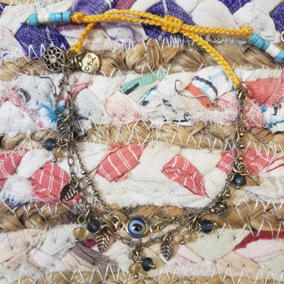 Set of 2 Chloe + Isabel adjustable  bracelets - Picture 3 of 5